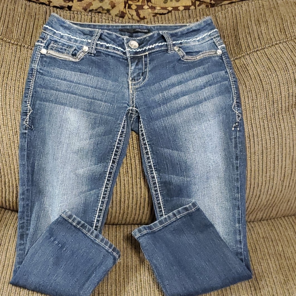 Maurices Jean Capri's